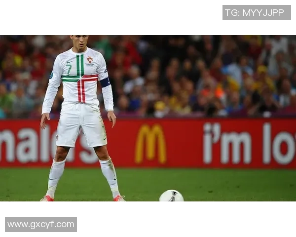 足球明星攻略大全最新解析助你成为球场上的战术大师